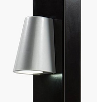 Купить Элегантное LED-освещение Locinox (Бельгия) TRICONE для ворот, цвета zilver и 9005 (черный) в Тимашёвске